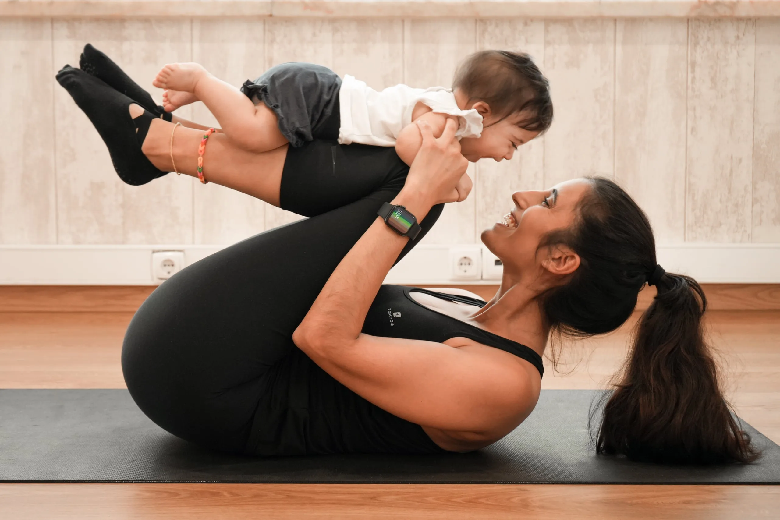 Treino Pós-Parto focado na reabilitação e bem-estar da recém-mãe